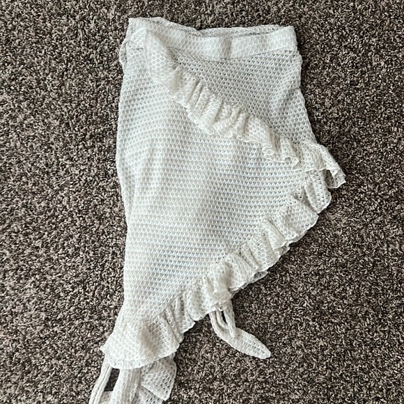 Tularosa Rio Maxi Dress in White Cutout Crochet Size Small - Picture 4 of 5